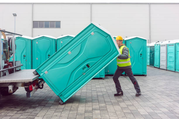 Best Portable restroom solutions  in Manchester, IA