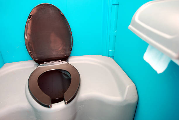 Best Portable restroom trailer rental  in Manchester, IA